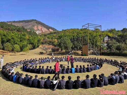 上海周边公司年会组织策划餐饮住宿团建娱乐一条龙